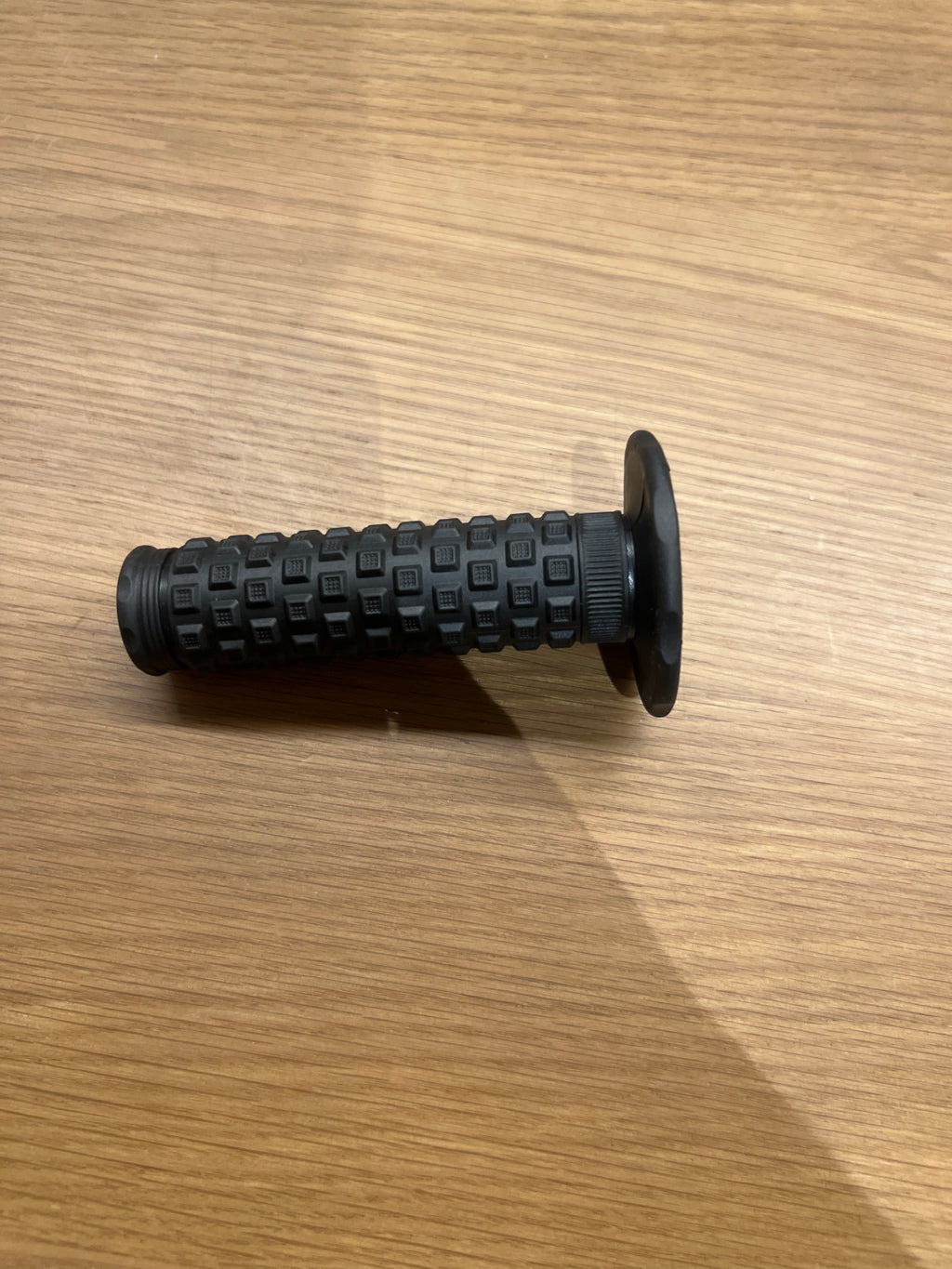 Pro taper grips